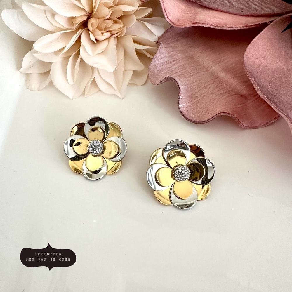 Lele Sadoughi Zinnia Earrings Mixed Metal Floral Earrings